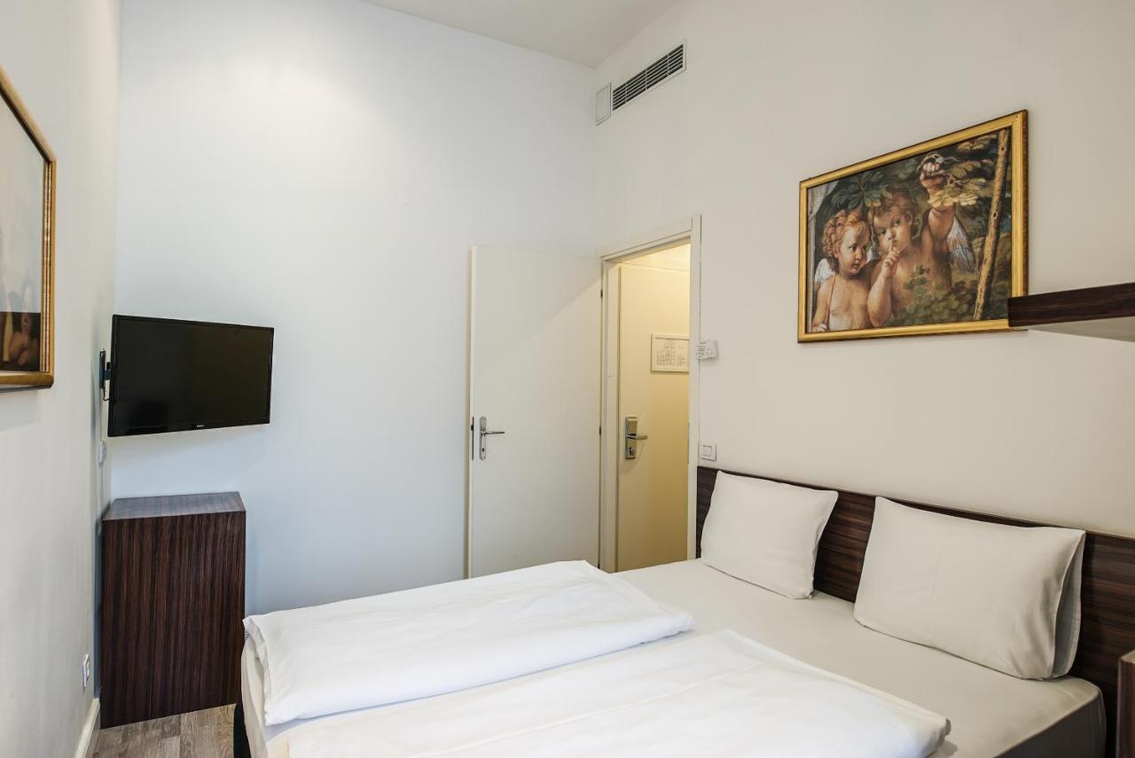Assenzio Hotell 4*